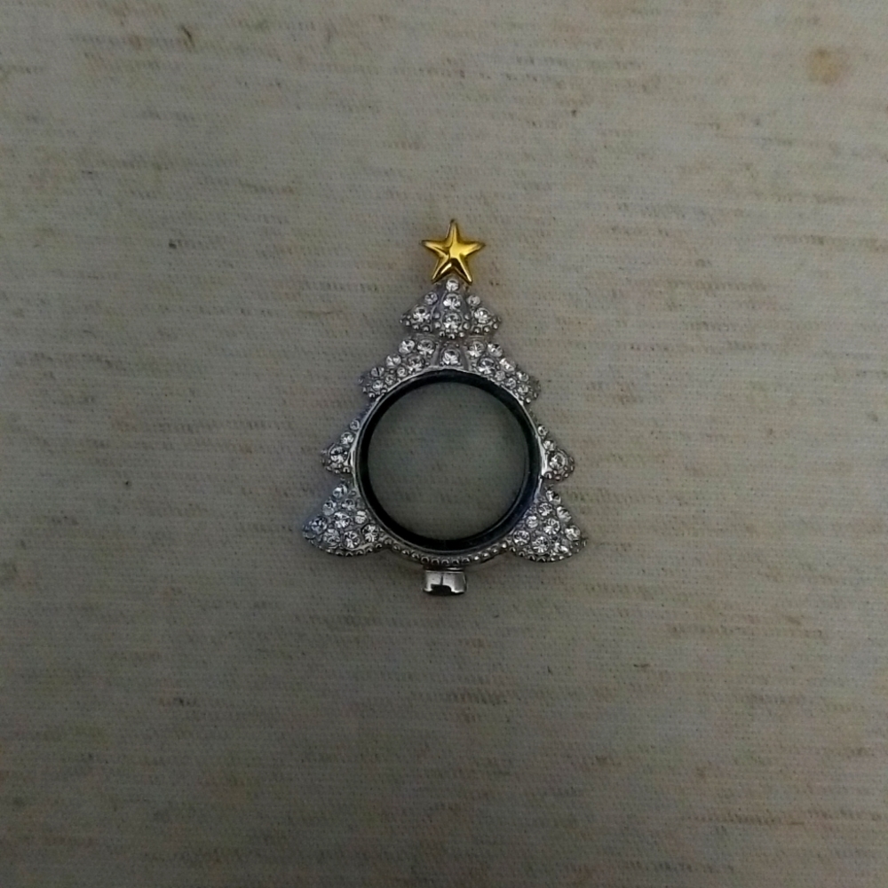 Pave Christmas Tree Locket